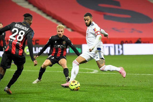  弗赖堡替补奇兵制胜客场抢得宝贵保级一分