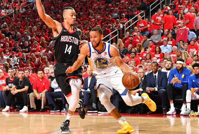  莱切保级关键战役，南方球队众志成城夺三分